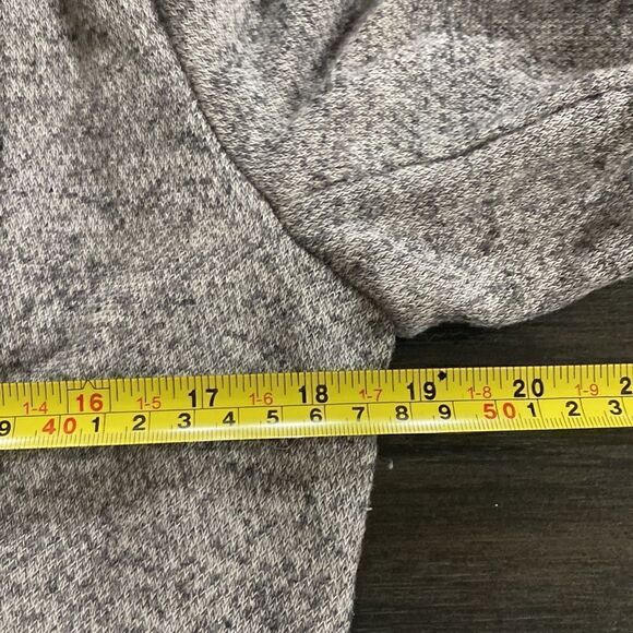 Cabi jacket Style #393 gray one button is missing - Picture 8 of 9